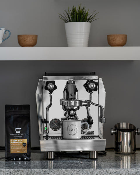 Pour une machine espresso
